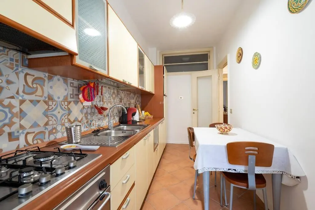 Apartment Vaticano-Metro A Luminoso Quadrilocale Rome Italy